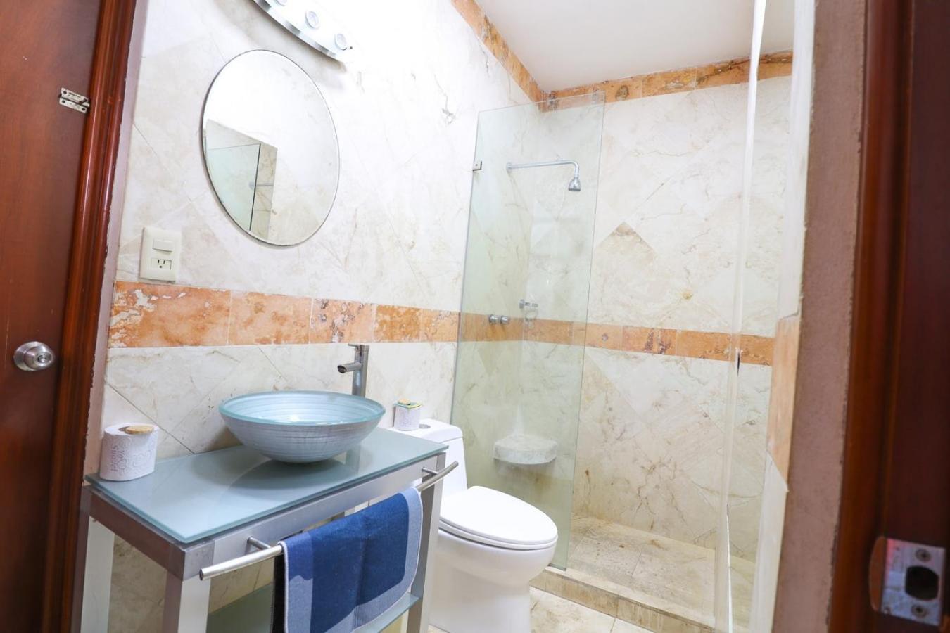 Close To Beach, Quinta,ferry To Cozumel And Xcaret Apartamento Playa del Carmen